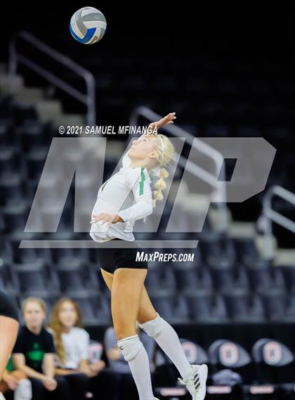 Thumbnail 2 in Gretna vs. Papillion-LaVista South photogallery.