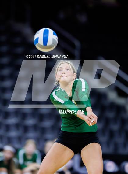 Thumbnail 2 in Gretna vs. Papillion-LaVista South photogallery.