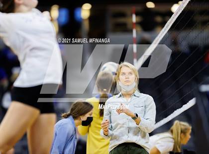 Thumbnail 2 in Gretna vs. Papillion-LaVista South photogallery.