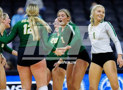 Thumbnail 3 in Gretna vs. Papillion-LaVista South photogallery.