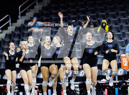 Thumbnail 2 in Gretna vs. Papillion-LaVista South photogallery.