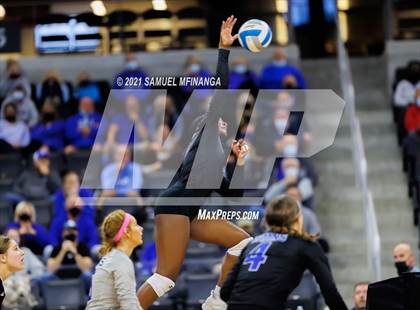 Thumbnail 2 in Gretna vs. Papillion-LaVista South photogallery.
