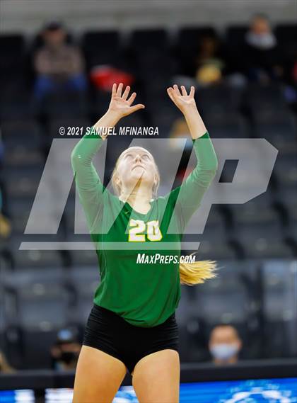 Thumbnail 2 in Gretna vs. Papillion-LaVista South photogallery.