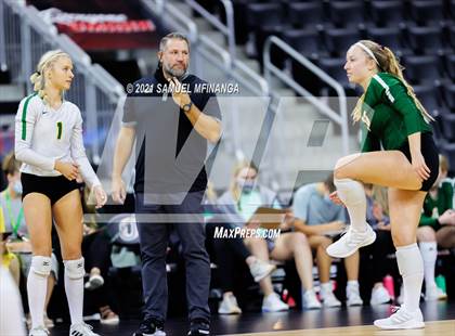 Thumbnail 3 in Gretna vs. Papillion-LaVista South photogallery.
