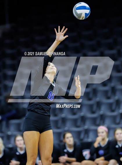 Thumbnail 3 in Gretna vs. Papillion-LaVista South photogallery.