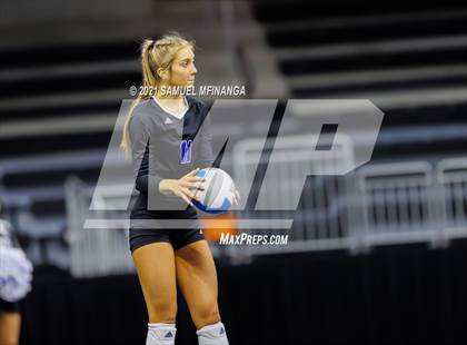 Thumbnail 2 in Gretna vs. Papillion-LaVista South photogallery.