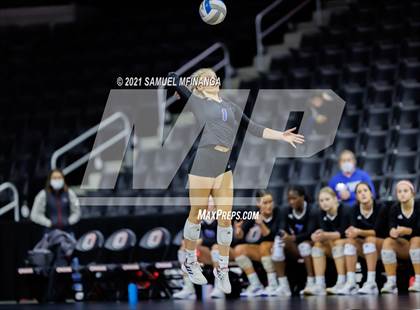 Thumbnail 2 in Gretna vs. Papillion-LaVista South photogallery.
