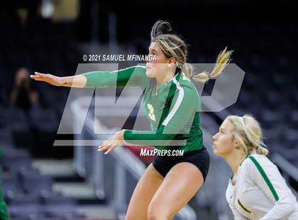 Thumbnail 1 in Gretna vs. Papillion-LaVista South photogallery.