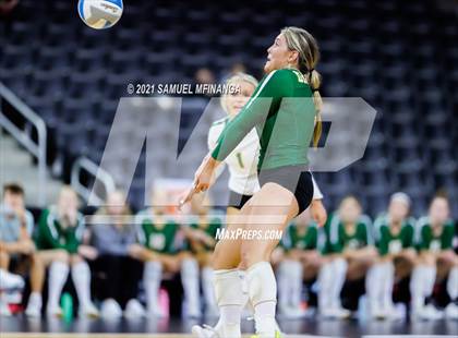 Thumbnail 1 in Gretna vs. Papillion-LaVista South photogallery.