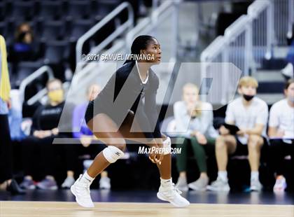 Thumbnail 3 in Gretna vs. Papillion-LaVista South photogallery.