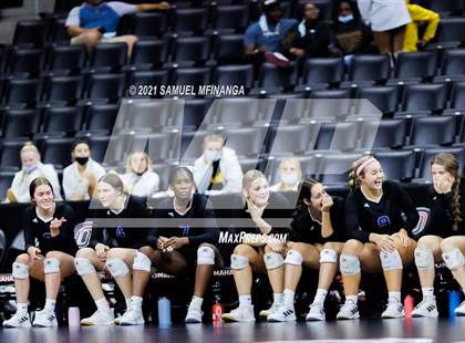 Thumbnail 1 in Gretna vs. Papillion-LaVista South photogallery.