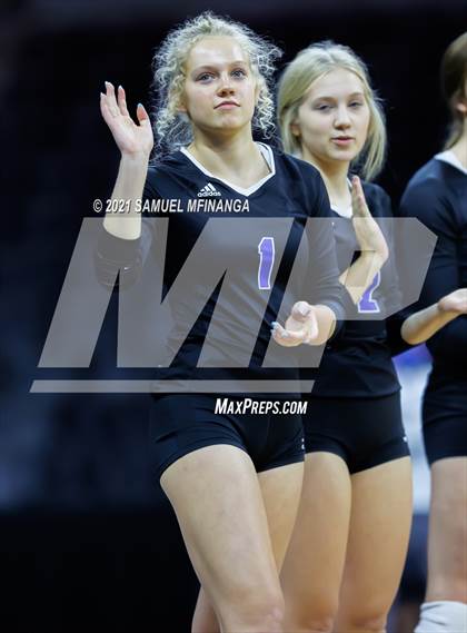 Thumbnail 3 in Gretna vs. Papillion-LaVista South photogallery.