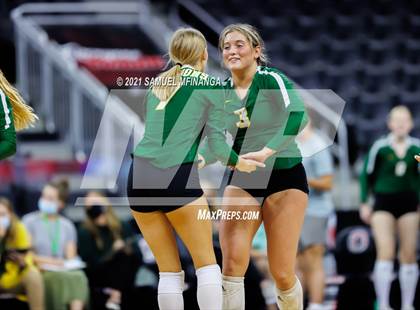 Thumbnail 3 in Gretna vs. Papillion-LaVista South photogallery.