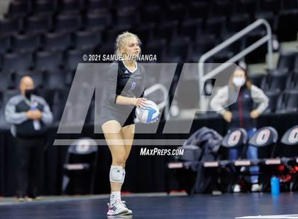Thumbnail 1 in Gretna vs. Papillion-LaVista South photogallery.