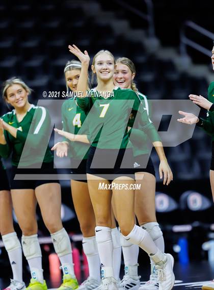 Thumbnail 3 in Gretna vs. Papillion-LaVista South photogallery.