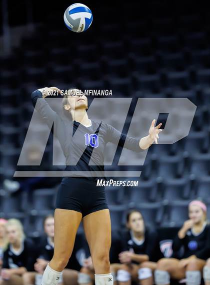 Thumbnail 2 in Gretna vs. Papillion-LaVista South photogallery.