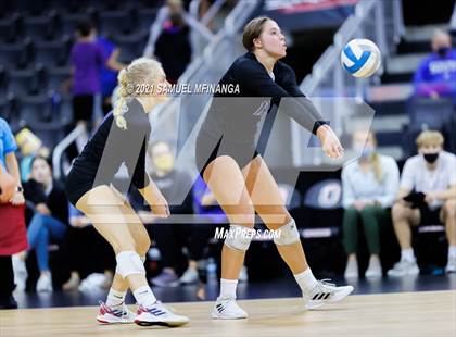 Thumbnail 1 in Gretna vs. Papillion-LaVista South photogallery.