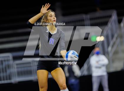 Thumbnail 3 in Gretna vs. Papillion-LaVista South photogallery.