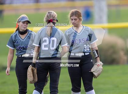 Thumbnail 3 in Bellevue East vs. Lincoln Southeast photogallery.