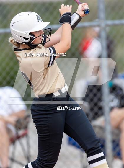 Thumbnail 3 in Bellevue East vs. Lincoln Southeast photogallery.