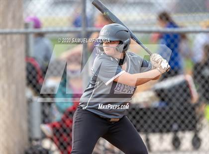 Thumbnail 2 in Bellevue East vs. Lincoln Southeast photogallery.