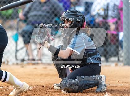 Thumbnail 2 in Bellevue East vs. Lincoln Southeast photogallery.