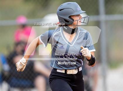 Thumbnail 3 in Bellevue East vs. Lincoln Southeast photogallery.