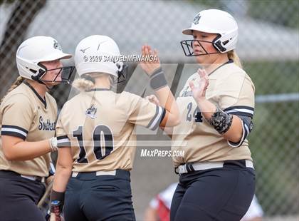 Thumbnail 3 in Bellevue East vs. Lincoln Southeast photogallery.