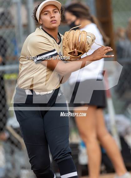Thumbnail 1 in Bellevue East vs. Lincoln Southeast photogallery.