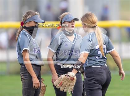 Thumbnail 1 in Bellevue East vs. Lincoln Southeast photogallery.