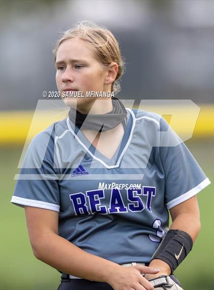 Thumbnail 3 in Bellevue East vs. Lincoln Southeast photogallery.