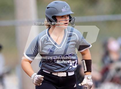 Thumbnail 2 in Bellevue East vs. Lincoln Southeast photogallery.