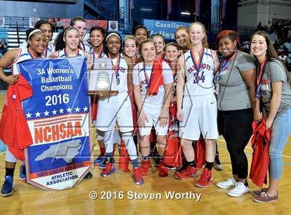 Thumbnail 1 in Northern Guilford vs. Freedom (NCHSAA 3A Final) photogallery.