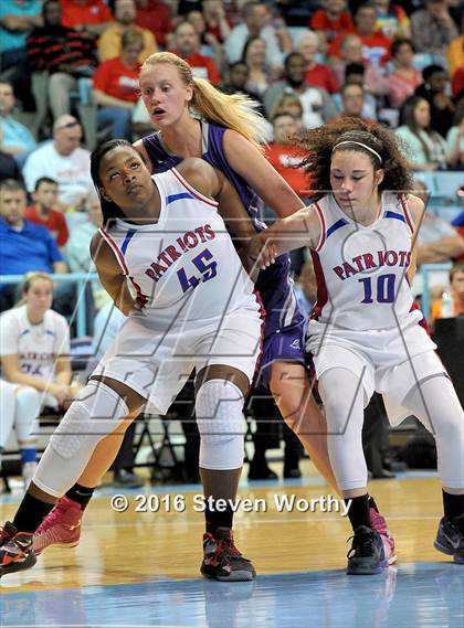 Thumbnail 3 in Northern Guilford vs. Freedom (NCHSAA 3A Final) photogallery.