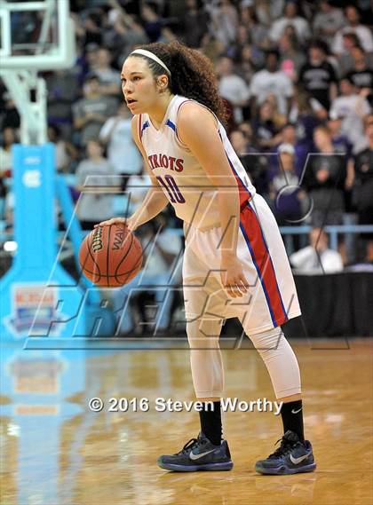 Thumbnail 3 in Northern Guilford vs. Freedom (NCHSAA 3A Final) photogallery.