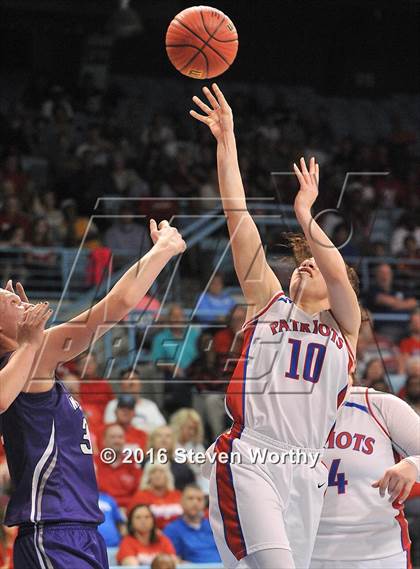 Thumbnail 2 in Northern Guilford vs. Freedom (NCHSAA 3A Final) photogallery.