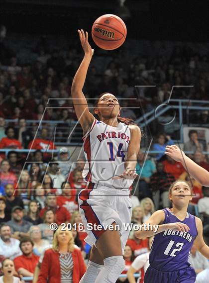 Thumbnail 2 in Northern Guilford vs. Freedom (NCHSAA 3A Final) photogallery.