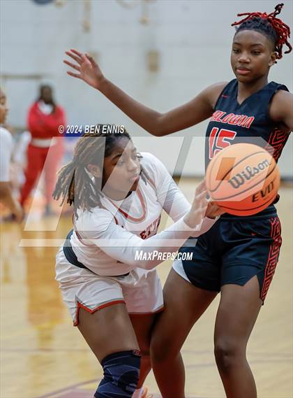 Thumbnail 2 in Baldwin vs. Lowndes (HIES MLK Classic) photogallery.