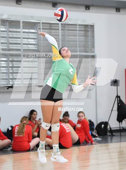 Thumbnail 3 in Holtville vs. Lee Williams (Nike TOC Southwest) photogallery.
