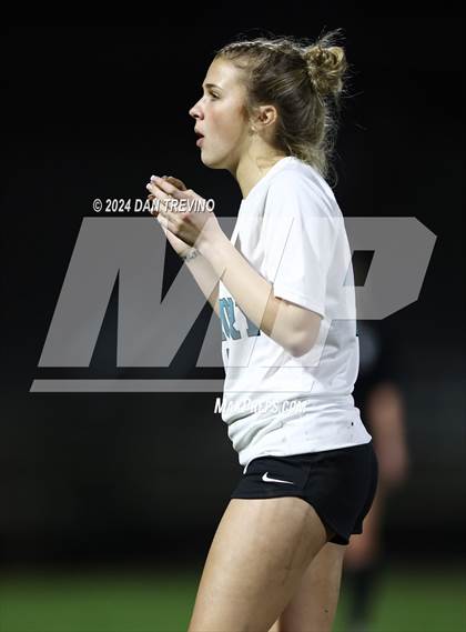 Thumbnail 1 in Hickory @ Landstown (Scrimmage) photogallery.