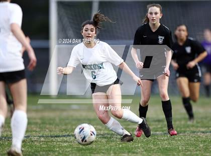 Thumbnail 2 in Hickory @ Landstown (Scrimmage) photogallery.