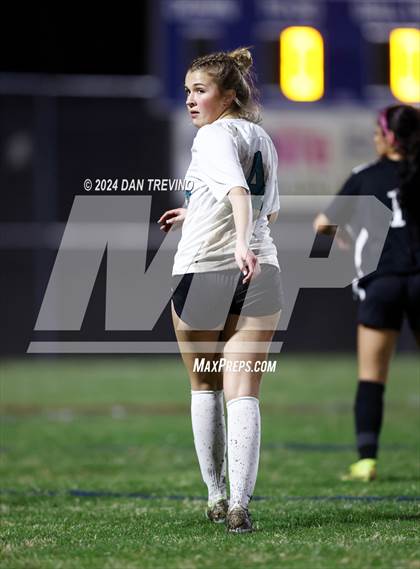 Thumbnail 2 in Hickory @ Landstown (Scrimmage) photogallery.