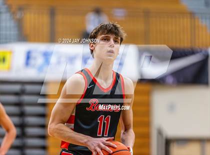 Thumbnail 1 in Beaverton vs. Southridge (Les Schwab Invitational) photogallery.
