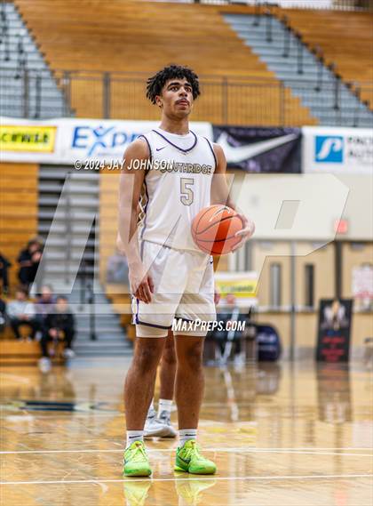 Thumbnail 3 in Beaverton vs. Southridge (Les Schwab Invitational) photogallery.