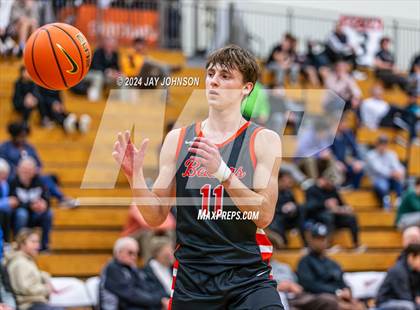 Thumbnail 3 in Beaverton vs. Southridge (Les Schwab Invitational) photogallery.
