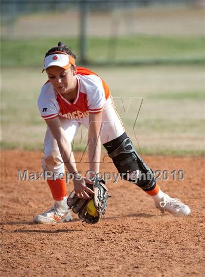 Thumbnail 2 in Orangefield @ Lamar photogallery.