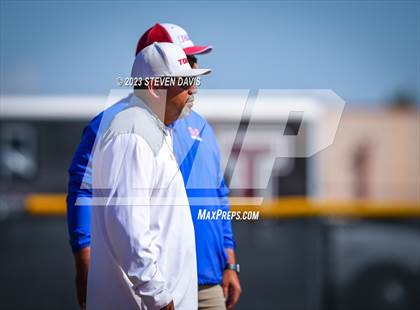 Thumbnail 3 in Mountain View vs. Chandler photogallery.