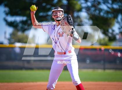 Thumbnail 3 in Mountain View vs. Chandler photogallery.