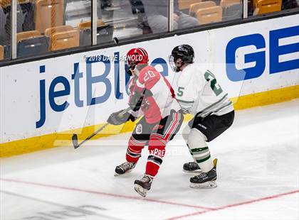 Thumbnail 1 in Winchester vs. Duxbury (MIAA Division 1 State Final) photogallery.