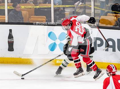 Thumbnail 3 in Winchester vs. Duxbury (MIAA Division 1 State Final) photogallery.